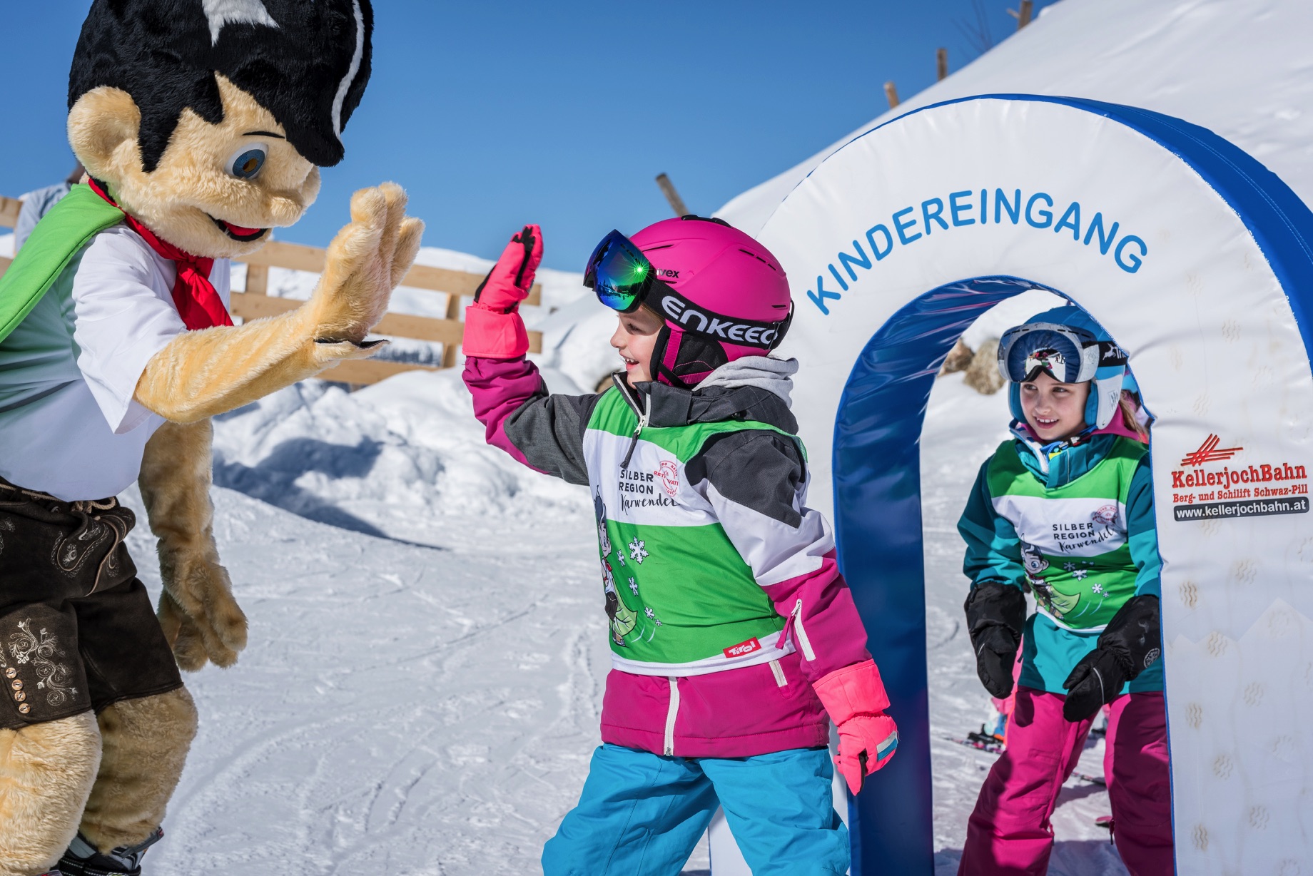Schikurs auf der Piste am Kellerjoch